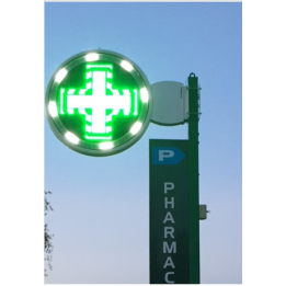LS PHARMA - Mât signalétique et totem - fixation croix de pharmacie